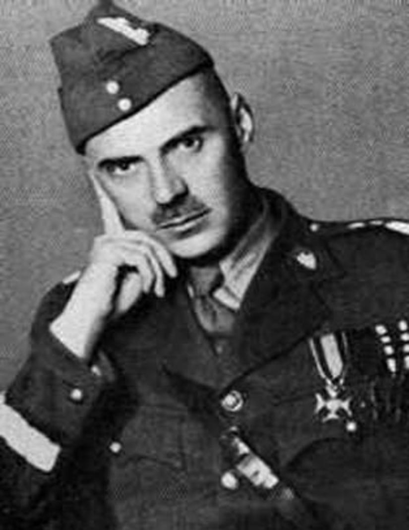 You are currently viewing Generał Władysław Anders (11.08.1892 – 12.05.1970) Żołnierz, który&nbsp;zostawił ślady swojej stopy | AtamanShop.pl